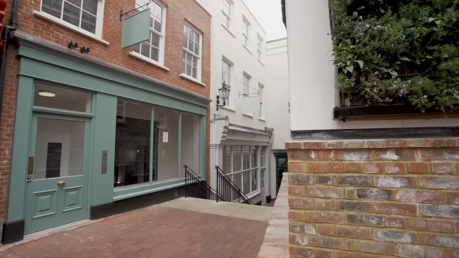 Hanningtons Lane 01(1.0)(1.0)