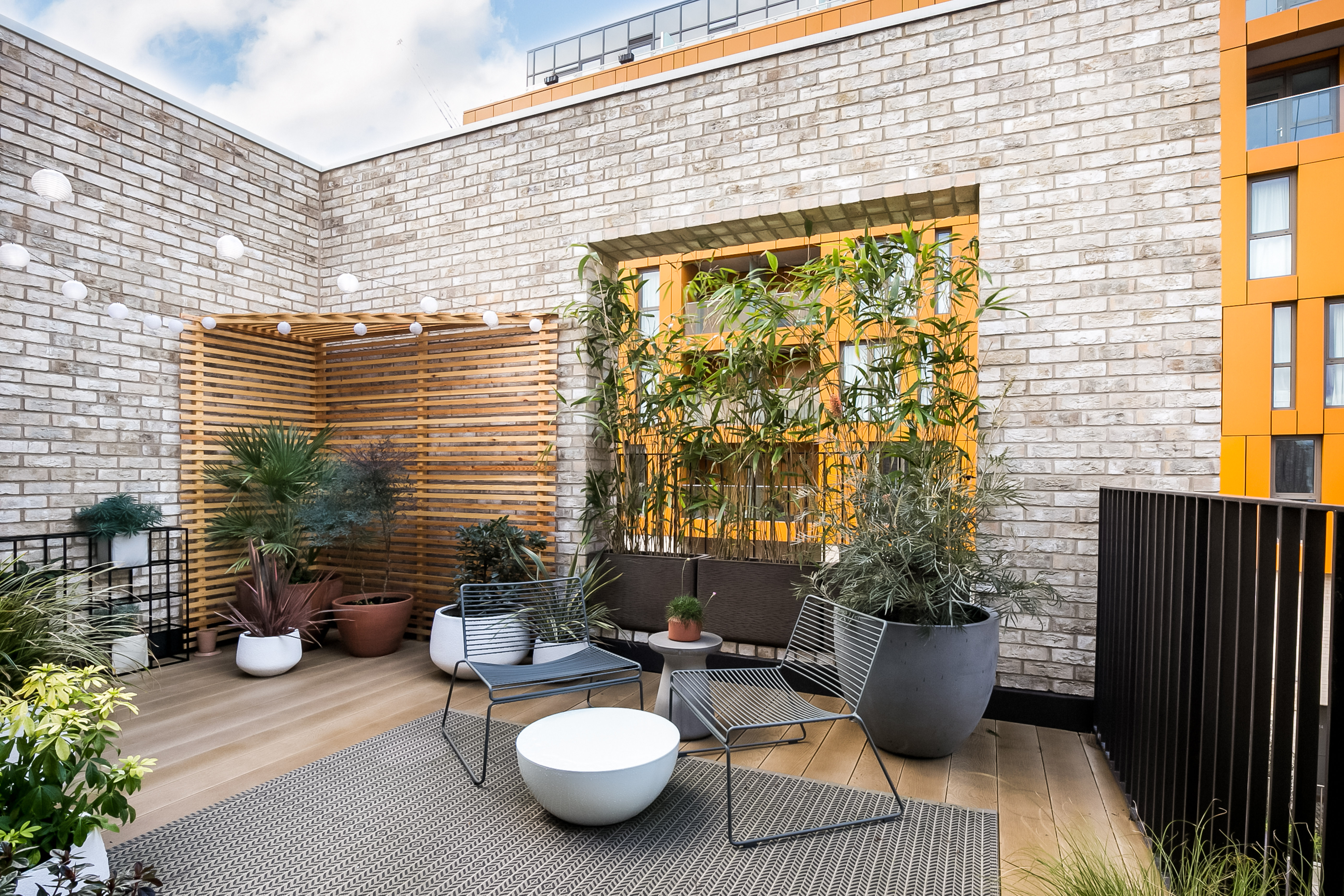 U+I Greenwich (16)(1.0)